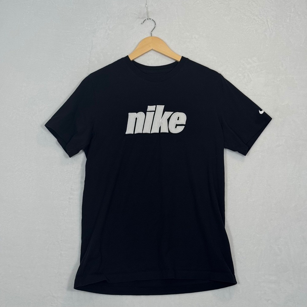 Nike‎ Black Graphic T-Shirt Large